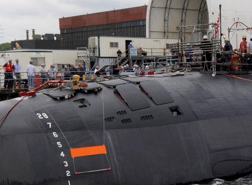 [ẢNH] Tàu ngầm tấn công hạt nhân Mỹ thị uy bằng dàn vũ khí cực mạnh