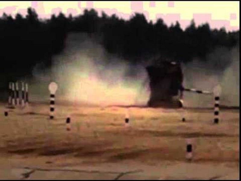 [ẢNH] Xe tăng T-72 Nga 