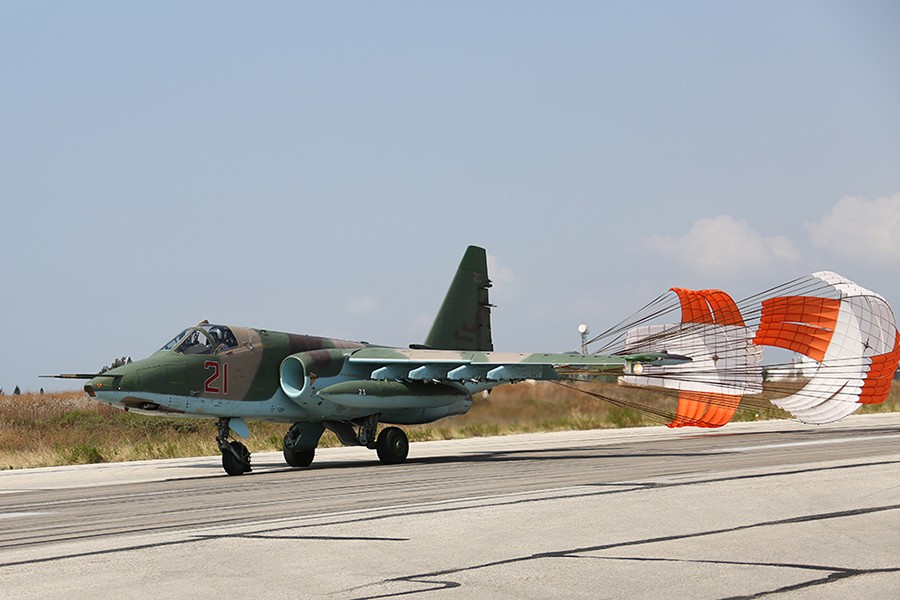 [ẢNH] Nga bất ngờ tăng cường Su-25SM3 tới miền Trung Syria, dấu hiệu sắp đánh lớn?