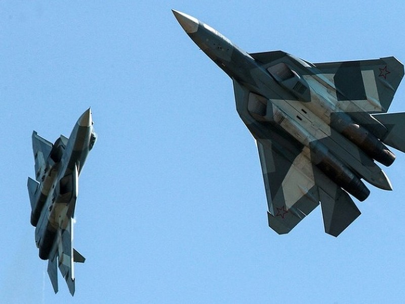 [ẢNH] Thất vọng với tiêm kích FGFA, Ấn Độ quyết định mua luôn Su-57?