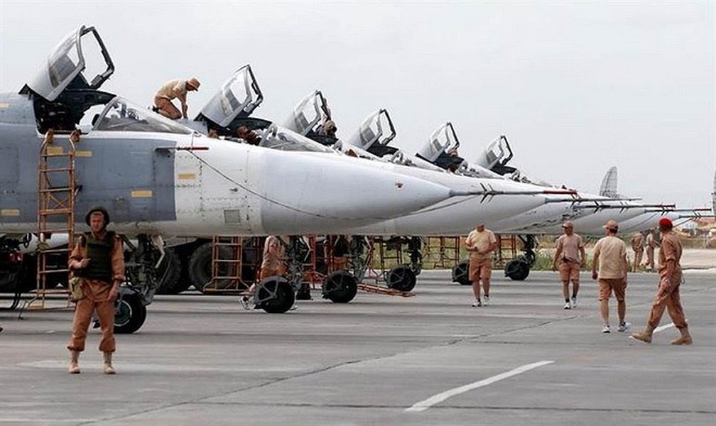 [ẢNH] Không quân Nga đánh phá dữ dội Deir Ezzor sau khi có tư lệnh chiến trường mới