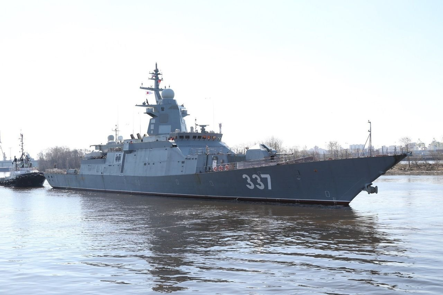[ẢNH] Siêu chiến hạm 2.000 tấn của Nga thoát cảnh bị bán thanh lý một cách ngoạn mục