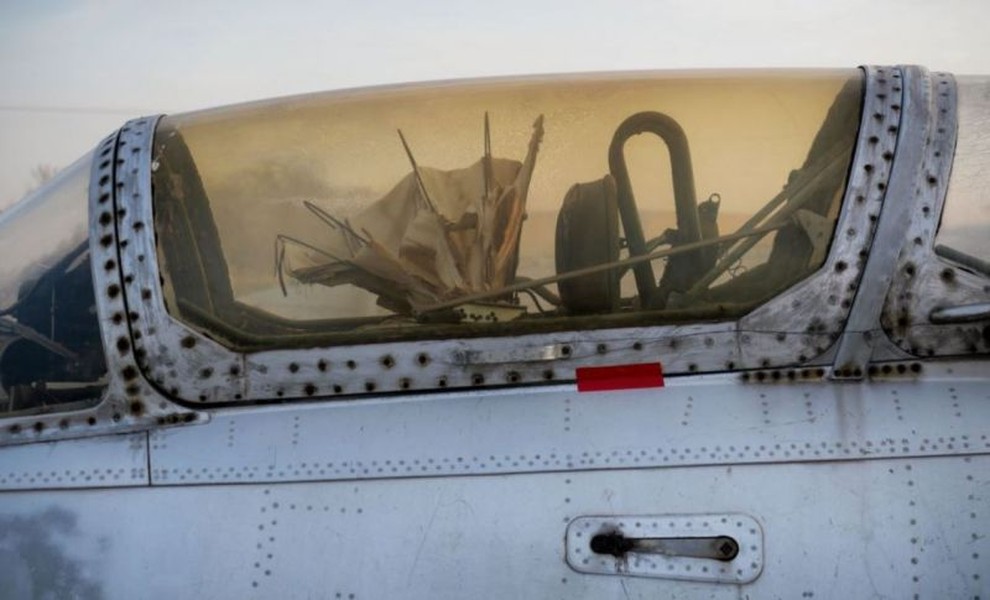 [ẢNH] Dàn máy bay quân sự bị lãng quên của không quân Ukraine
