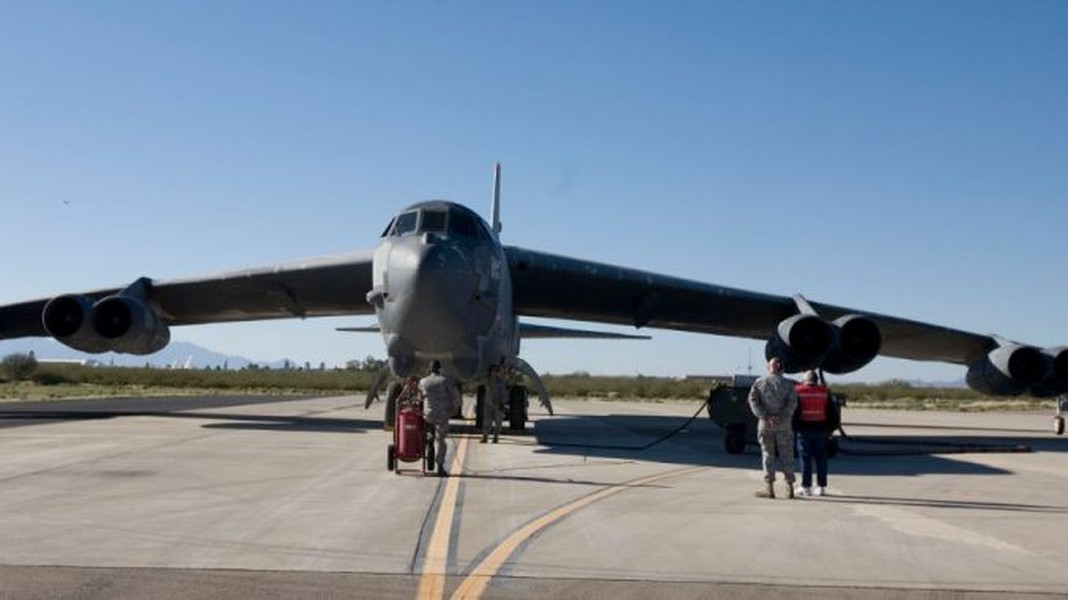 [ẢNH] Nga đẩy mạnh sản xuất Tu-160M2 đáp trả Mỹ tăng phi đội B-52H lên 100 chiếc?