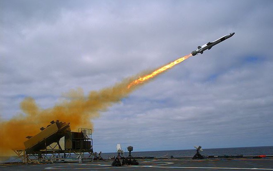 [ẢNH] Hạm đội Biển Đen Nga gặp nguy khi Mỹ cung cấp tên lửa chống hạm cực mạnh cho Ukraine