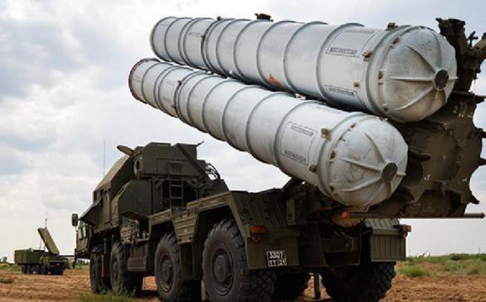 [ẢNH] Cơ hội hiếm có để mua tổ hợp phòng không S-400 Triumf với 