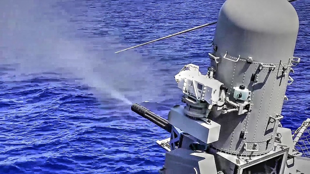 [ẢNH] Uy lực lá chắn thép trên chiến hạm Mỹ vừa bắn hạ máy bay Iran