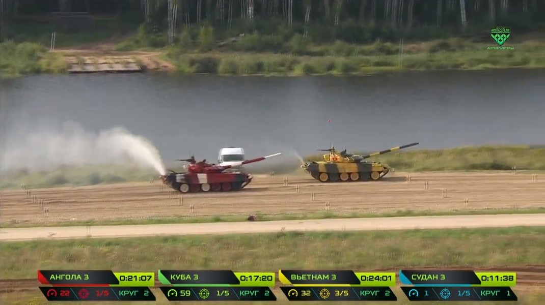 [ẢNH] Liên tiếp gặp sự cố tại giải đấu Tank Biathlon, xe tăng Nga không tốt như quảng cáo?