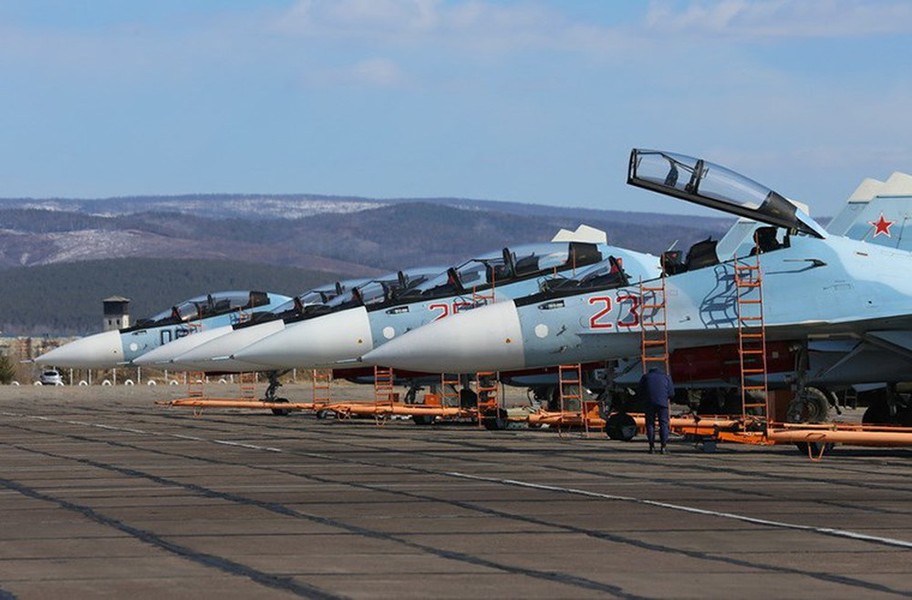 [ẢNH] Tên lửa Kh-29 của Su-30SM Nga bị kích hoạt khi máy bay chưa cất cánh