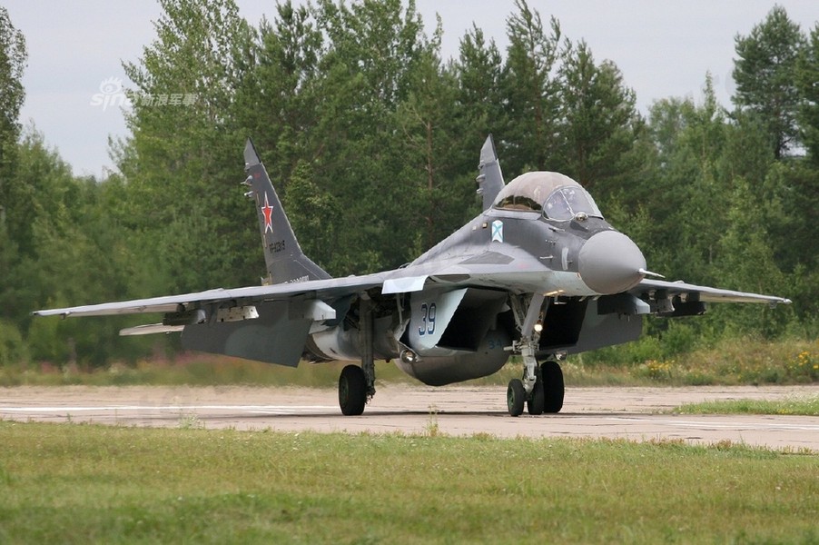 [ẢNH] Chuỗi ngày buồn của tiêm kích hạm MiG-29K khi hải quân Nga không còn tàu sân bay