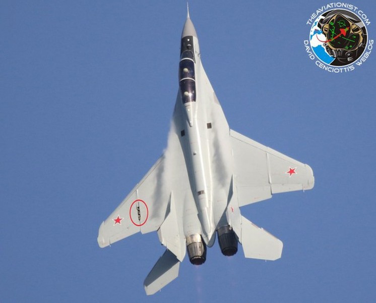 [ẢNH] Tiêm kích MiG-35 của Nga bị 