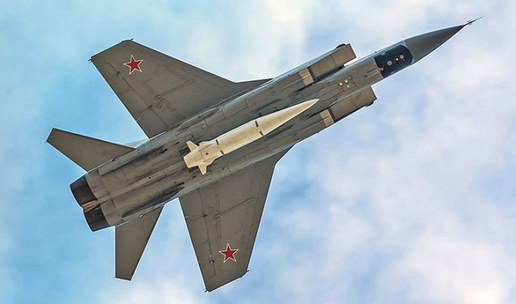 [ẢNH] Mỹ không lo ngại khi Nga định tích hợp tên lửa siêu thanh Kh-47M2 Kinzhal cho Il-76