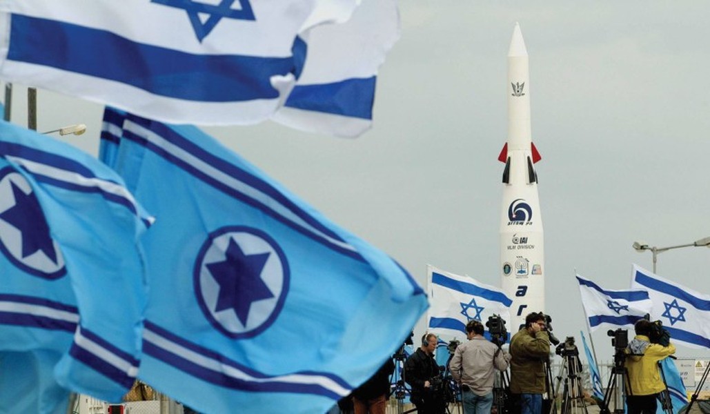 [ẢNH] Israel bất ngờ đe dọa san phẳng căn cứ Nga tại Syria bằng tên lửa bí mật