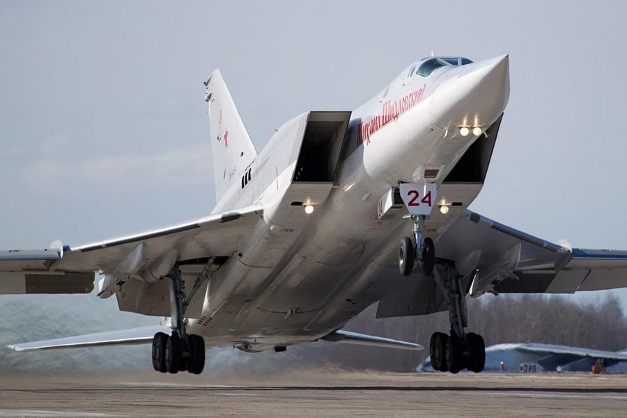 [ẢNH] Cựu tư lệnh tuyên bố gây sốc về ‘gót chân Achilles’ hiện tại của không quân Nga