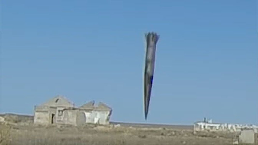 [ẢNH] Tên lửa đạn đạo Iskander-M biểu diễn khả năng tấn công chính xác tuyệt đối