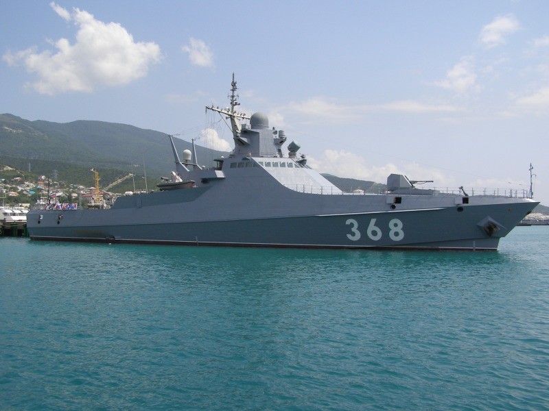 [ẢNH] Nga bất ngờ điều chiến hạm tàng hình 1.000 tấn tối tân nhất tới Syria