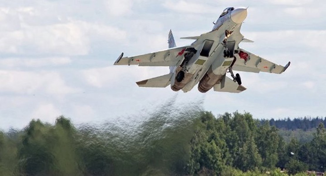 [ẢNH] Belarus bất ngờ phản ứng gay gắt với Nga ngay sau khi tiếp nhận Su-30SM