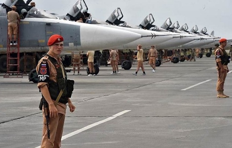 [ẢNH] Nga tuyên bố máy bay Mỹ không còn dám lại gần căn cứ Hmeimim
