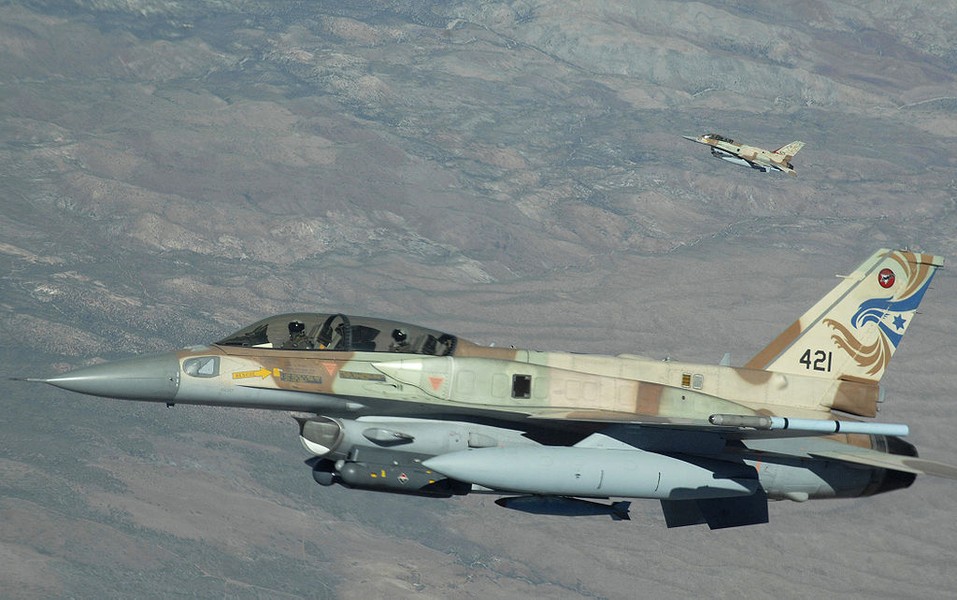 [ẢNH] Vi phạm lời cảnh báo của Nga, tiêm kích Israel bị Su-35 rượt đuổi quyết liệt?