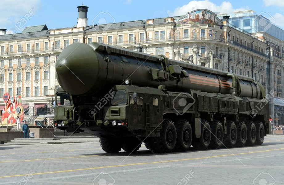 [ẢNH] Tên lửa đạn đạo RS-24 Yars Nga ''nằm đất'' nếu Belarus ra chiêu?