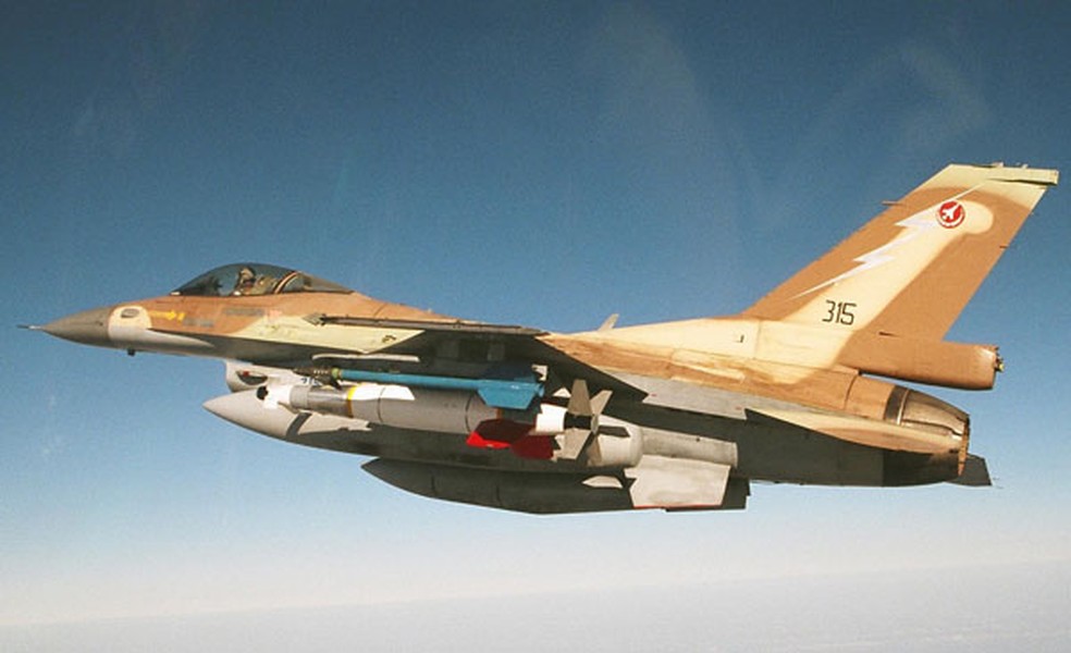 [ẢNH] Tiêm kích F-16I Israel uy hiếp tàu Thổ Nhĩ Kỳ bằng tên lửa Delilah