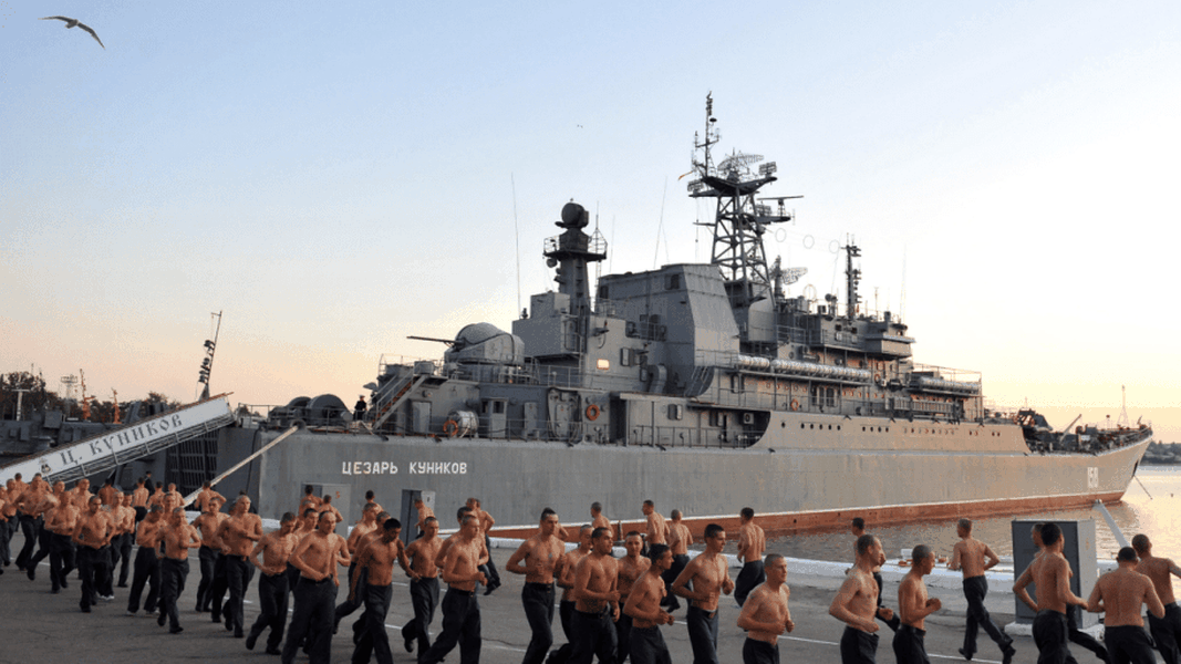 [ẢNH] Đô đốc Mỹ cảnh báo đanh thép chưa từng thấy với lực lượng hải quân Nga tại Syria