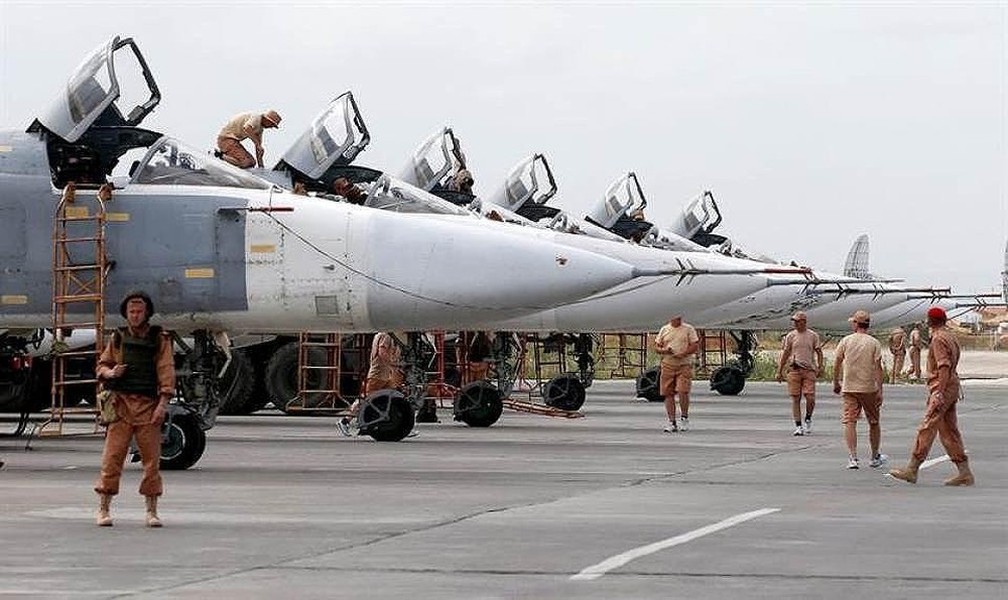 [ẢNH] Phiến quân tấn công dữ dội làm tê liệt căn cứ không quân Hmeimim của Nga?