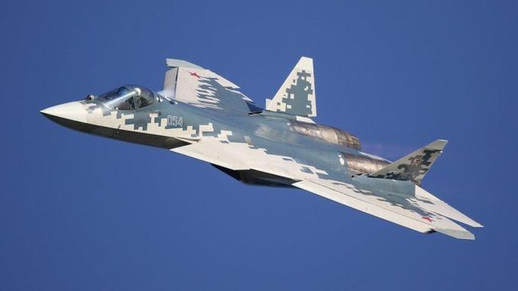 [ẢNH] Báo Mỹ: Tiêm kích tàng hình Su-57 Nga 