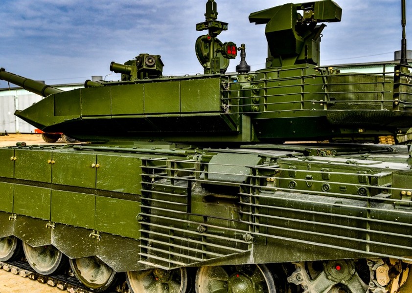 [ẢNH] Sư đoàn cận vệ chủ lực của Nga nhận lô xe tăng T-90M Proryv-3 tối tân