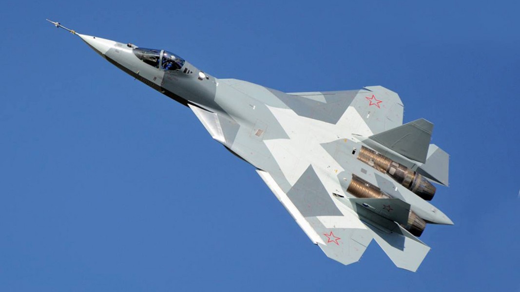 [ẢNH] Chuyên gia Nga: Khiếm khuyết thiết kế của Su-57 thể hiện rõ trong bức ảnh tại nhà máy