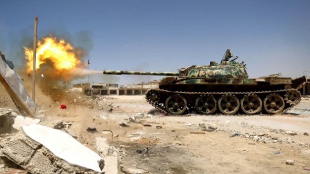 [ẢNH] LNA và GNA chuẩn bị có trận chiến quyết định tại thành phố Sirte