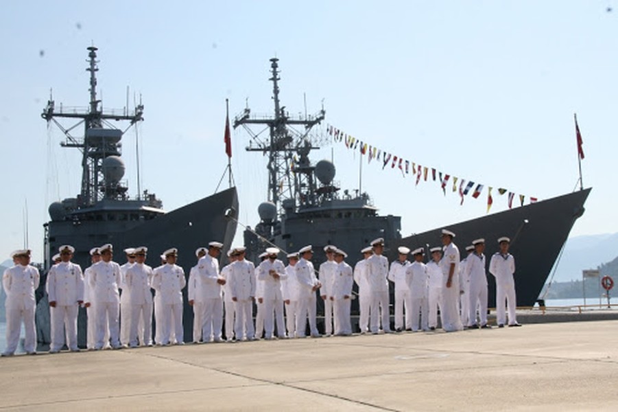 [ẢNH] Thổ Nhĩ Kỳ điều khu trục hạm tên lửa mạnh nhất tới Libya giúp GNA