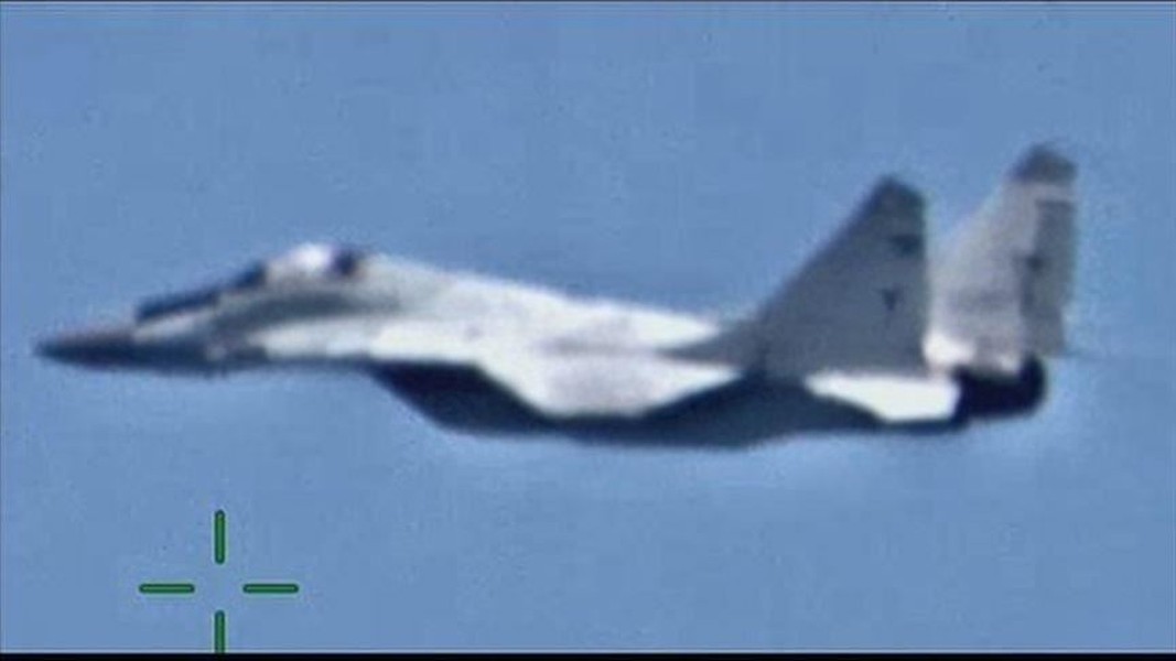 [ẢNH] Vệ tinh Mỹ phát hiện máy bay ném bom Tu-22 trên đất Libya