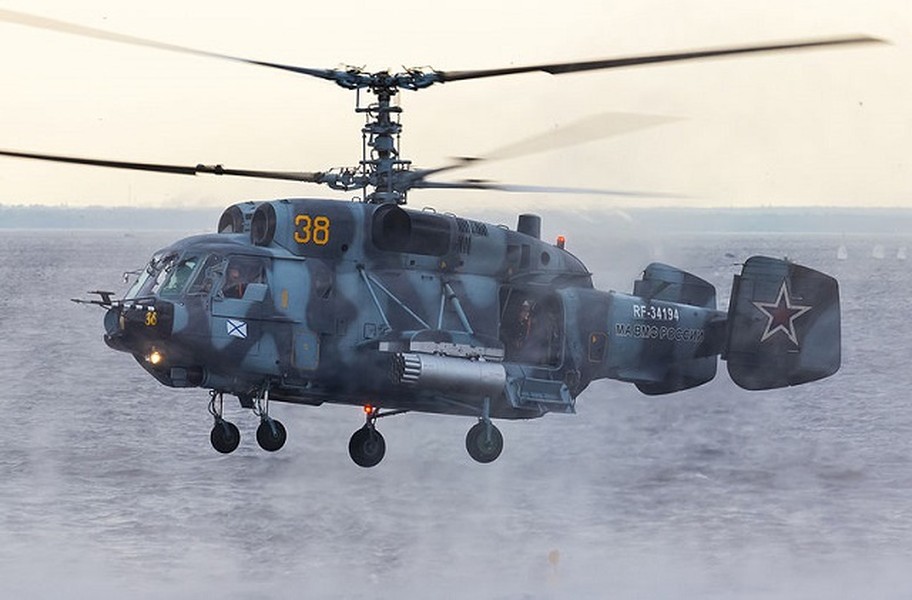 [ẢNH] Nga bất ngờ mang trực thăng hải quân Ka-29 sang Syria ‘thử lửa’