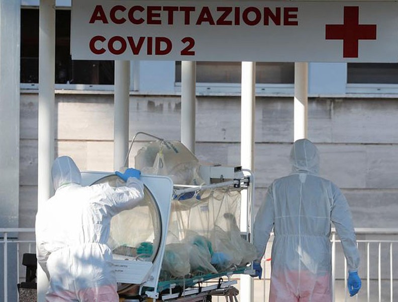 [ẢNH] Diễn biến cuộc chiến chống dịch Covid-19 tại Italy