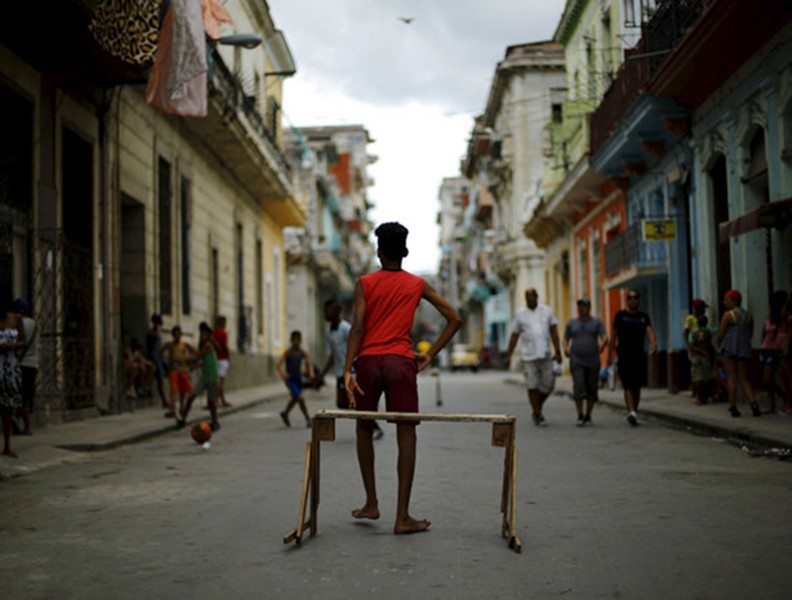 Hòa mình vào nhịp sống thường nhật của người dân Cuba