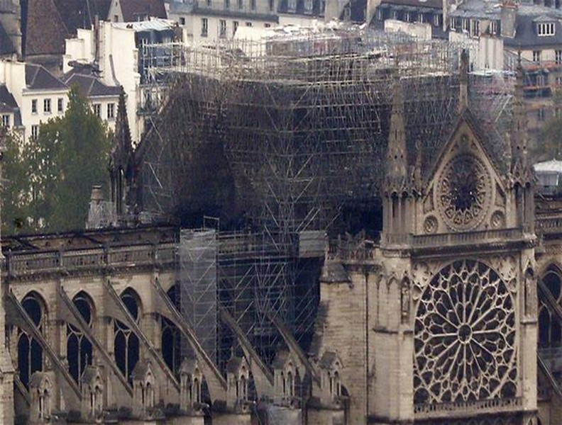 [Ảnh] Nhà thờ Đức Bà Paris ngày hôm nay trông như thế nào?