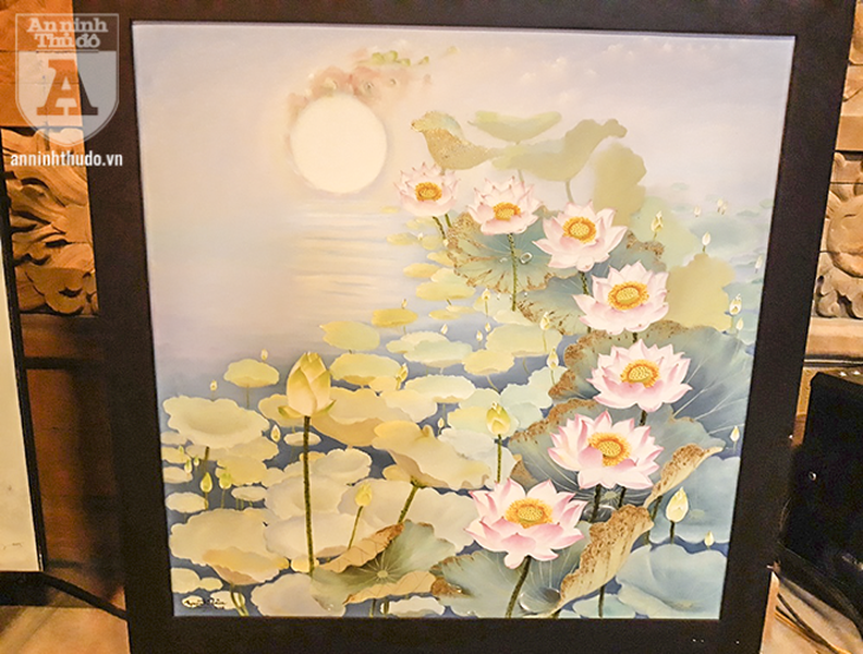 Chiêm ngưỡng những bức vẽ hoa sen độc đáo trong triển lãm mừng Đại lễ Vesak 2019