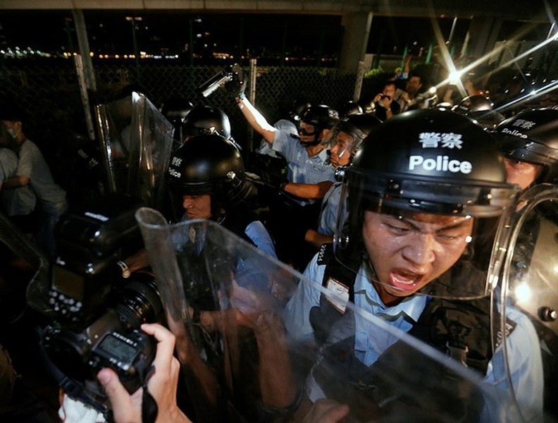 Hơn 1 triệu người xuống đường biểu tình phản đối dự luật dẫn độ ở Hồng Kông