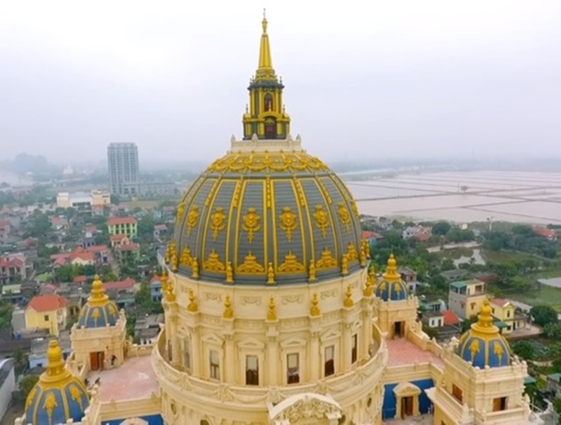 Lóa mắt trước những lâu đài hàng nghìn tỷ đồng của đại gia Việt