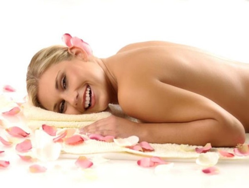 Top 10 loại tinh dầu tốt nhất thường sử dụng trong massage