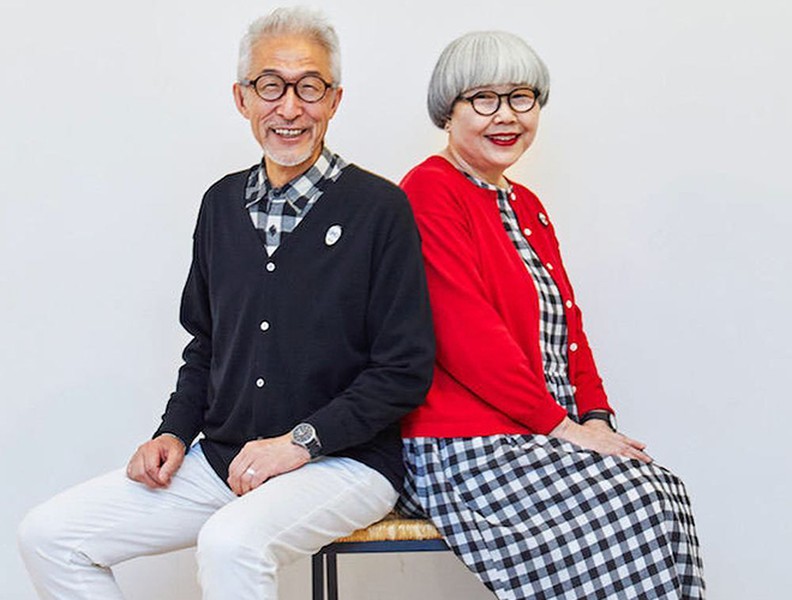 [ẢNH] Cặp vợ chồng già Nhật Bản diện đồ đôi suốt 38 năm khiến dân mạng 