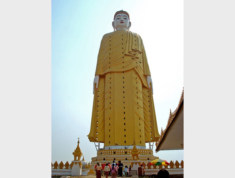 [ẢNH] Những bức tượng Phật khổng lồ, có thiết kế độc đáo nhất trên thế giới