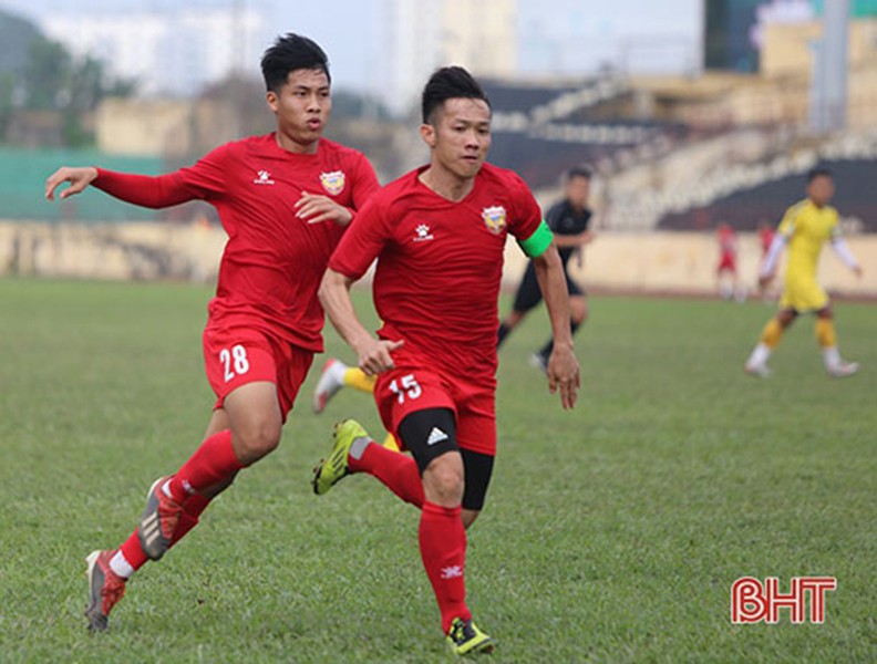 [ẢNH] Những tiền vệ người Việt có kỹ thuật tốt được kỳ vọng nhất V-League 2020