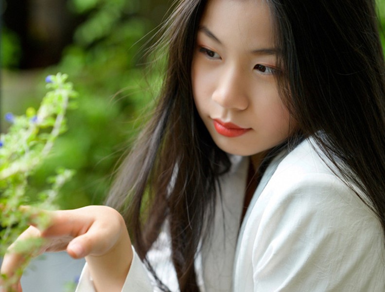 [ẢNH] Cận cảnh nhan sắc ‘gây sốt’ của con gái nhạc sĩ Lưu Thiên Hương