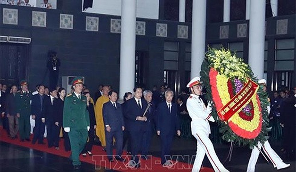 [ẢNH] Lễ Quốc tang nguyên Chủ tịch nước, Đại tướng Lê Đức Anh
