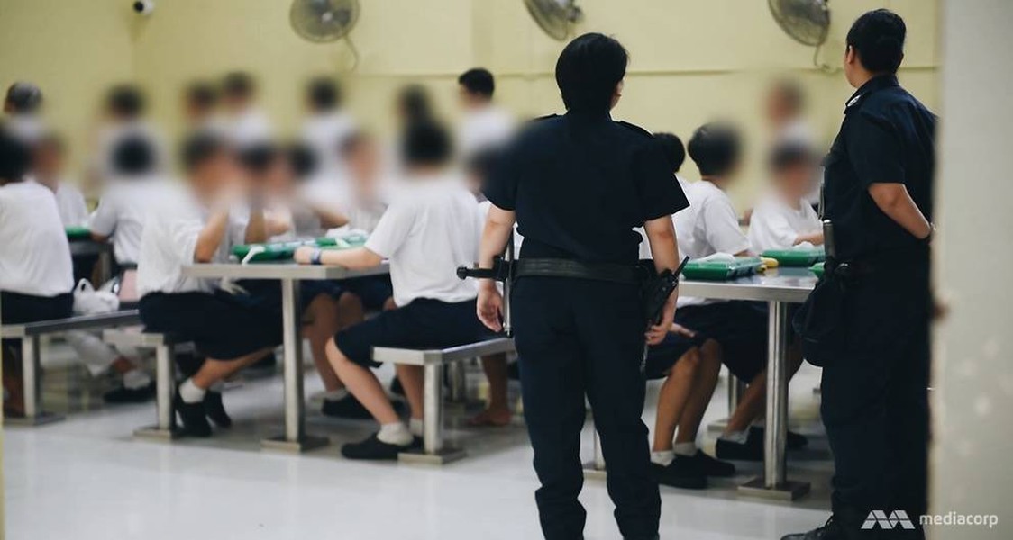 Những bức ảnh chưa từng có bên trong trại giam nữ duy nhất ở Singapore