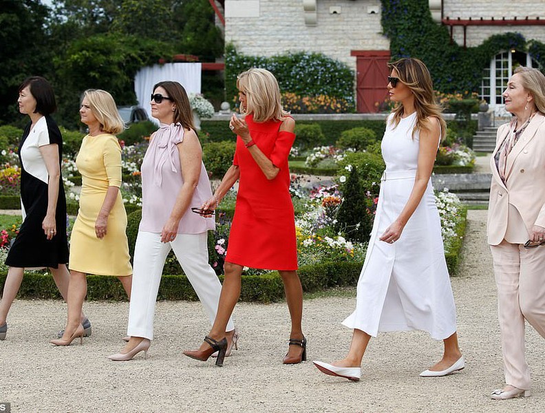 Các đệ nhất phu nhân G7 làm gì khi chồng bận họp thượng đỉnh?