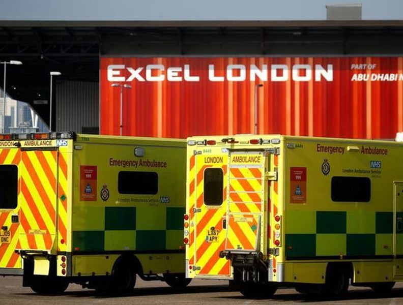 Nghịch lý ở Anh: Số ca tử vong cao nhất châu Âu nhưng bệnh viện dã chiến thì bỏ không lãng phí
