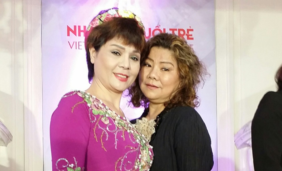 Các nghệ sỹ gạo cội hội tụ trong Lễ kỷ niệm 40 năm Nhà hát Tuổi trẻ Việt Nam
